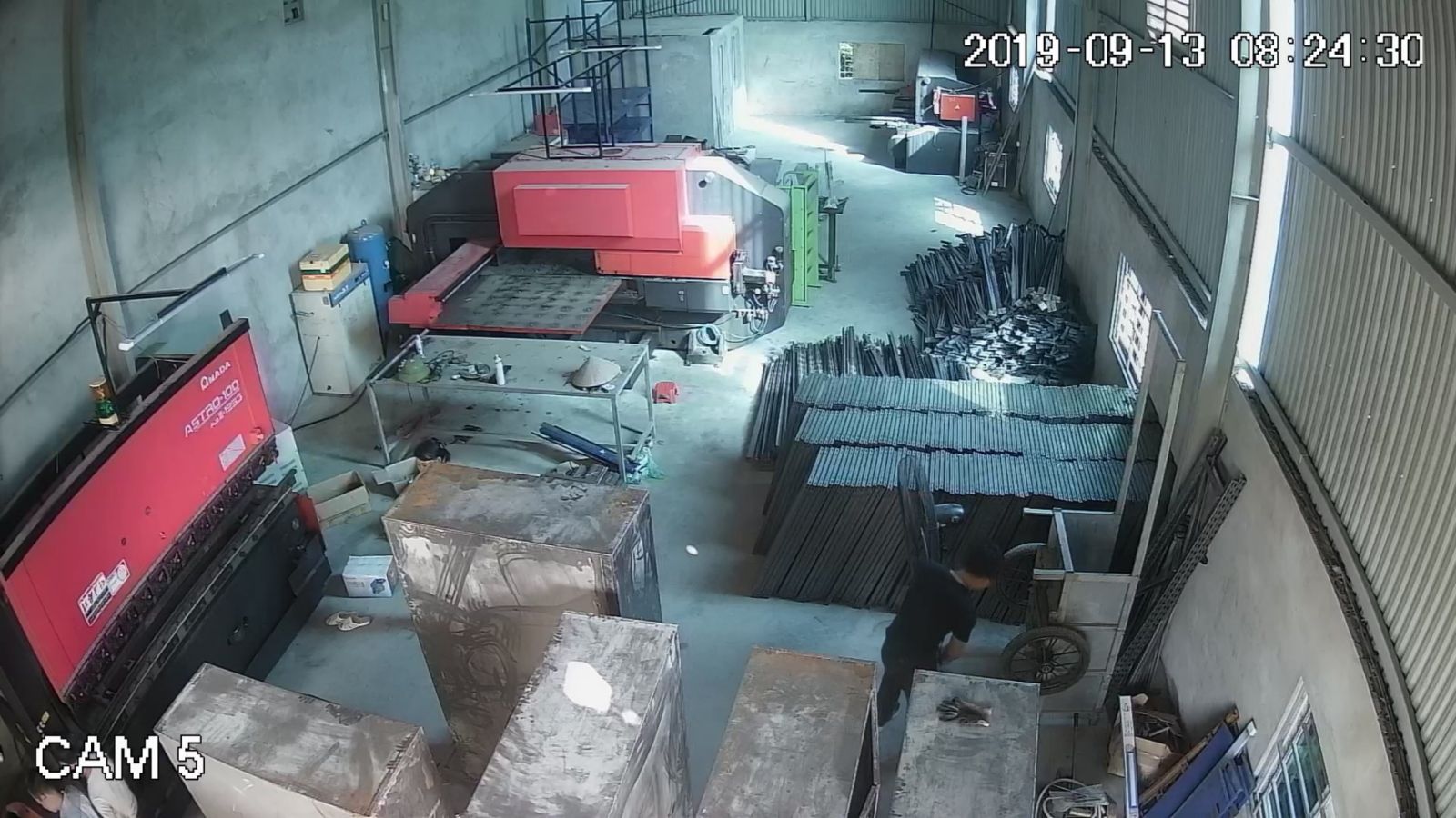 xương san xua cua Matech qua camera