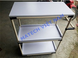 Xe đẩy hàng 3 tầng ống thép bọc nhựa có thành chắn gỗ