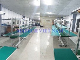 Băng tải PVC khung nhôm định hình có mặt bàn phụ dài 8m