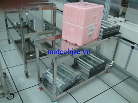 Xe đẩy inox hai tầng trong phòng sạch
