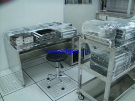 Bàn làm việc phòng sạch nhà máy sản xuất màn hình cảm ứng