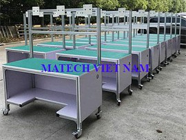 Bàn thao tác khung nhôm 2 tầng có bánh xe