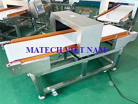 Băng tải PU khung inox có thành chắn hai bên