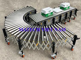 Băng tải xếp khung thép, con lăn inox dùng cốc bi nhựa