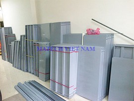 Hình ảnh sản xuất Kệ V lỗ